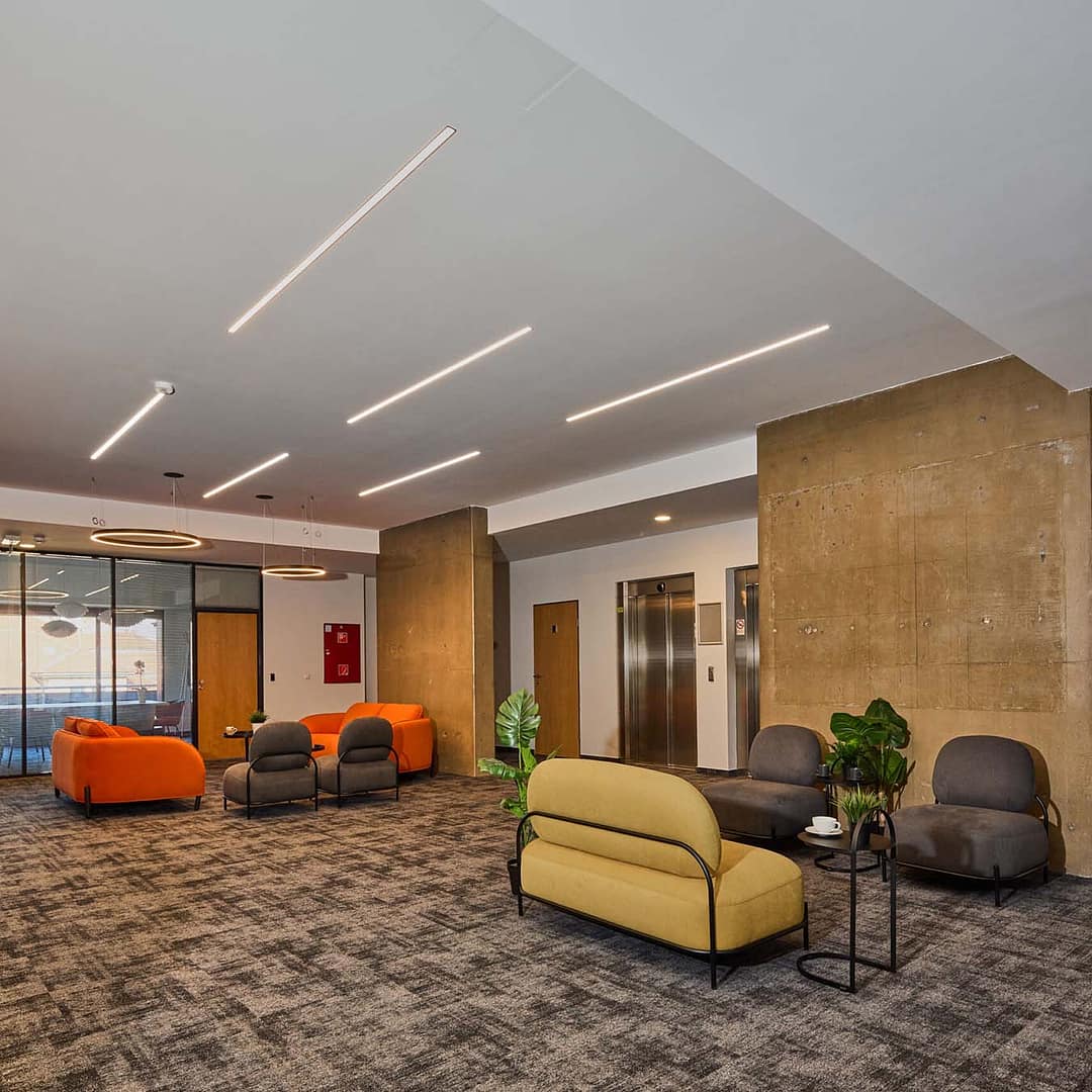 Binx_eloter12-scaled irodatervezés, iroda, BinX Zrt, impressono, iroda tervezés, belsőépítész, belsőépítészet, impressono stúdió, enteriőr, iroda belső, iroda tér, lounge, fogadótér, recepció